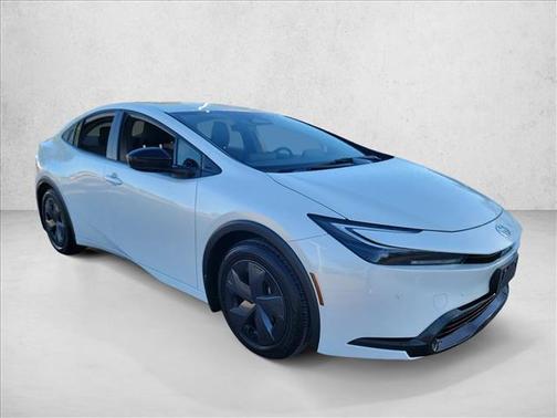 2025 Toyota Prius LE