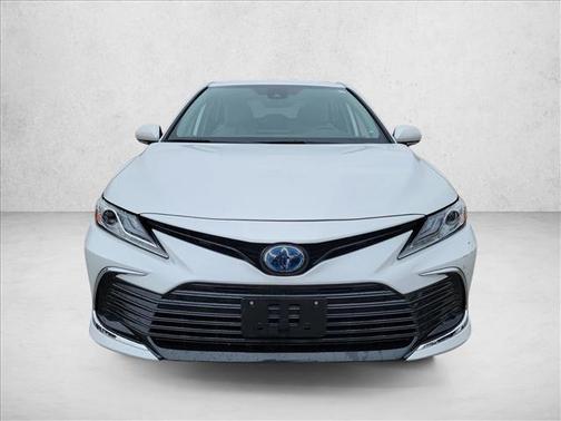 2021 Toyota Camry Hybrid XLE