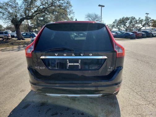 2015 Volvo XC60 T6 Platinum