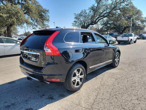 2015 Volvo XC60 T6 Platinum