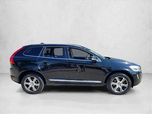 2015 Volvo XC60 T6 Platinum