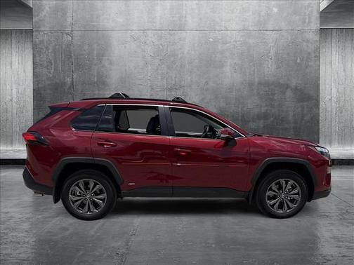 2025 Toyota RAV4 Hybrid XLE Premium