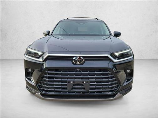 Midnight Black Met 2026 Toyota Grand Highlander Limited