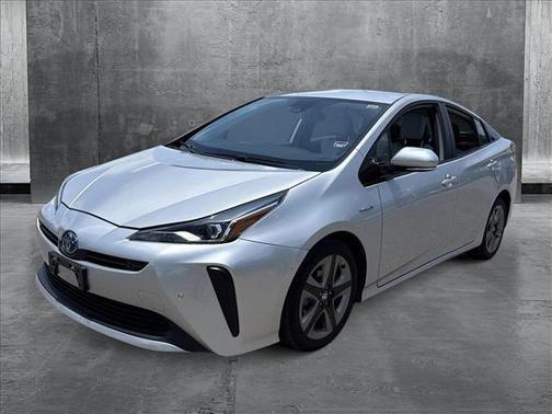 2020 Toyota Prius XLE