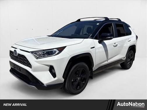 2020 Toyota RAV4 Hybrid SE