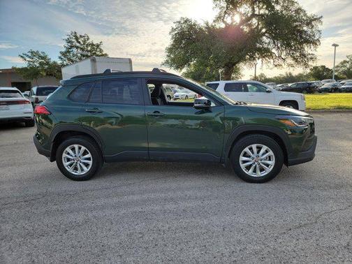 Cypress 2025 Toyota Corolla Cross LE