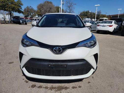 2021 Toyota C-HR LE