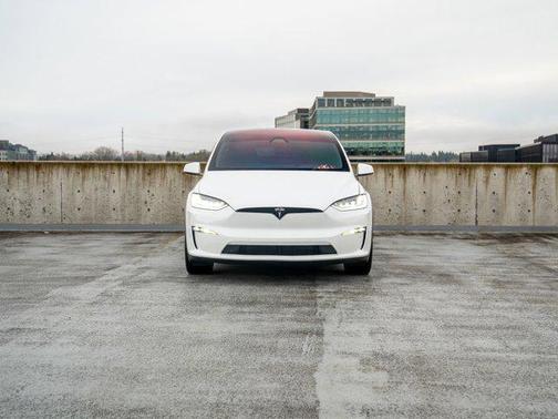 2022 Tesla Model X Plaid Tri Motor All-Wheel Drive