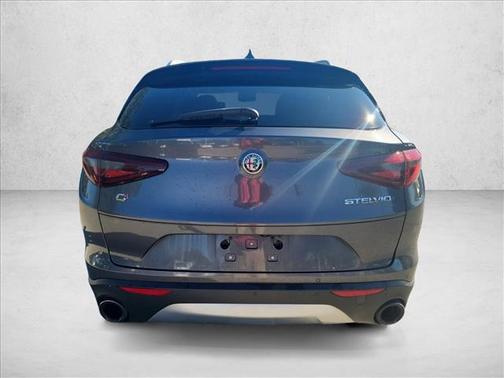 2018 Alfa Romeo Stelvio Base
