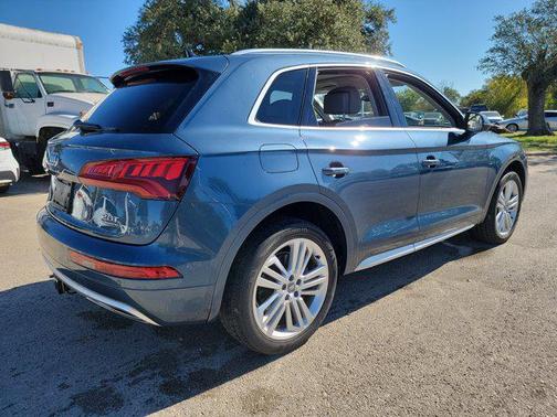 2018 Audi Q5 2.0T Premium Plus