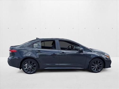 2025 Toyota Corolla Hybrid SE