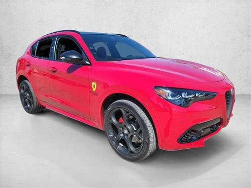 2025 Alfa Romeo Stelvio Ti