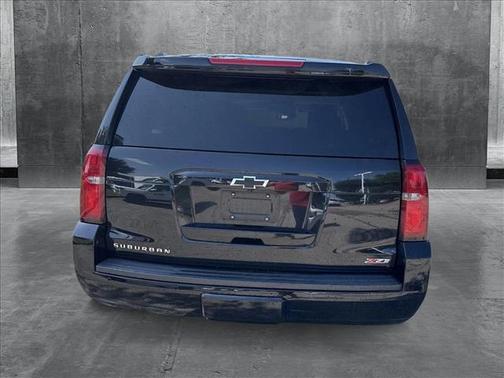2018 Chevrolet Suburban LT