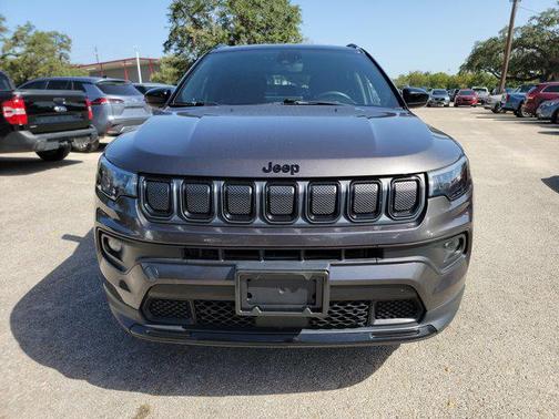Granite Crystal Metallic Clearcoat 2022 Jeep Compass Latitude