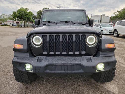 Black Clearcoat 2020 Jeep Wrangler Sport S
