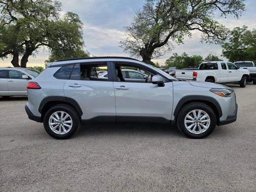 Silver/Gray 2022 Toyota Corolla Cross LE