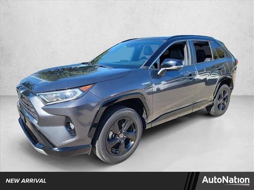 2021 Toyota RAV4 Hybrid SE