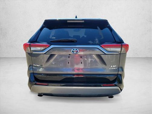 2021 Toyota RAV4 Hybrid SE