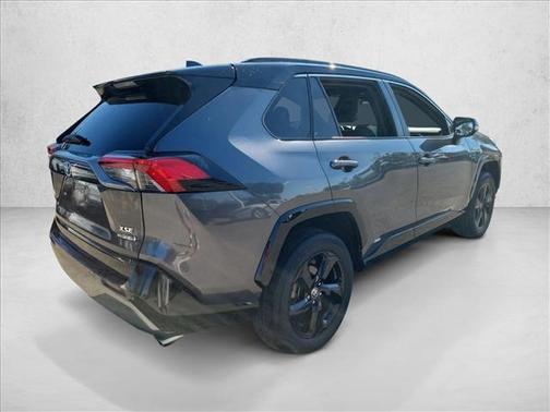 2021 Toyota RAV4 Hybrid SE
