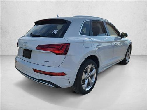 2021 Audi Q5 45 Premium Plus