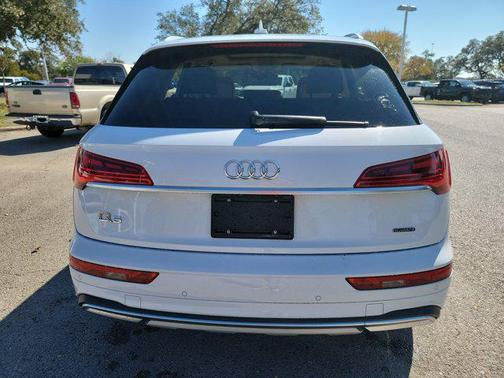 2021 Audi Q5 45 Premium Plus