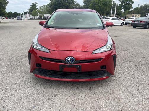 2019 Toyota Prius L