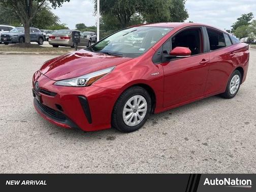 2019 Toyota Prius L