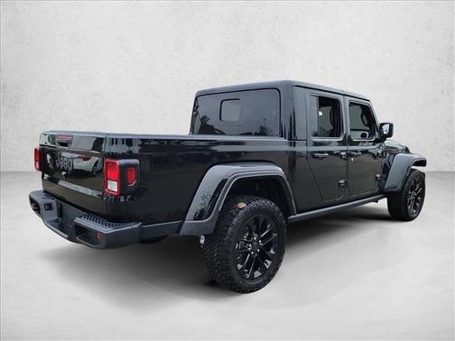 2025 Jeep Gladiator Nighthawk