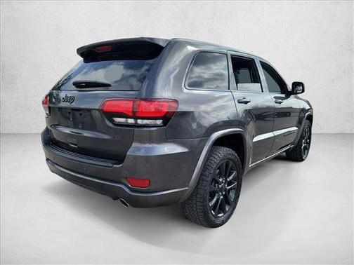 2021 Jeep Grand Cherokee Laredo