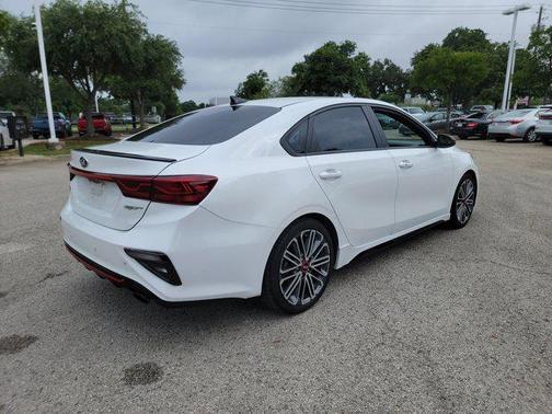 Snow White Pearl 2021 Kia Forte GT