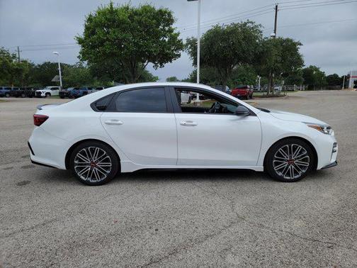 Snow White Pearl 2021 Kia Forte GT