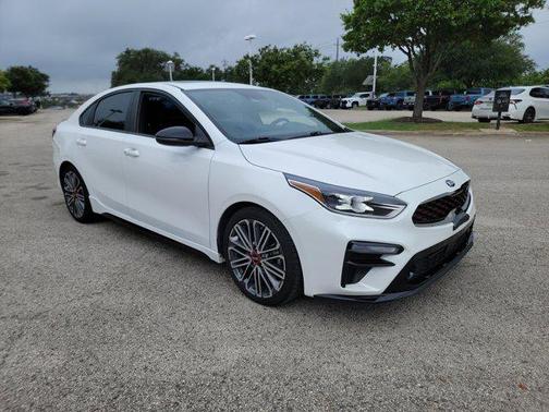 Snow White Pearl 2021 Kia Forte GT
