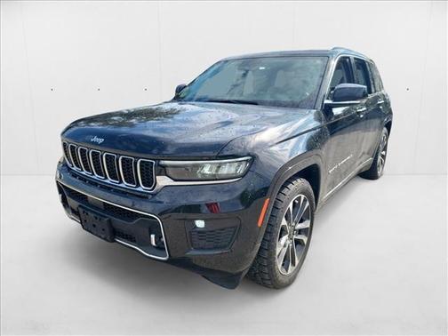 2022 Jeep Grand Cherokee Overland