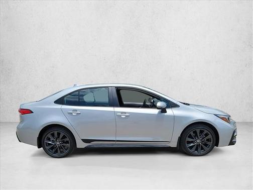 Classic Silver Met 2026 Toyota Corolla SE
