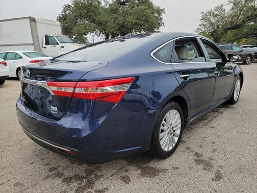 2015 Toyota Avalon Hybrid XLE Premium