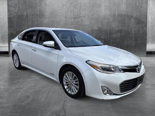 2013 Toyota Avalon Hybrid XLE Touring