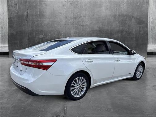 2013 Toyota Avalon Hybrid XLE Touring