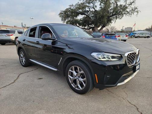 2022 BMW X4 xDrive30i