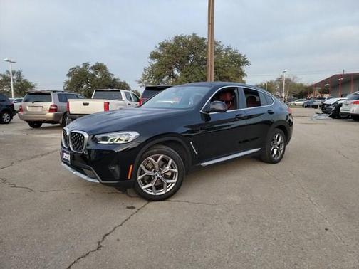 2022 BMW X4 xDrive30i
