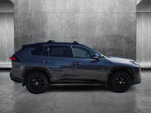 2023 Toyota RAV4 Hybrid SE