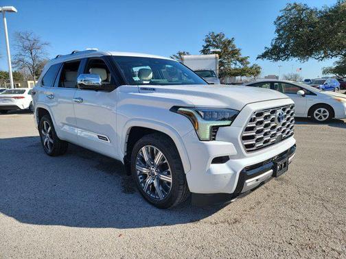 2023 Toyota Sequoia Capstone