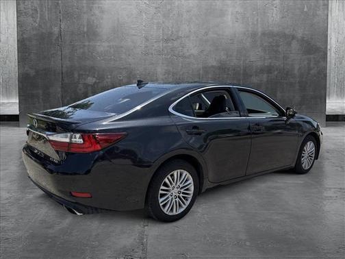 2016 Lexus ES 350 Base