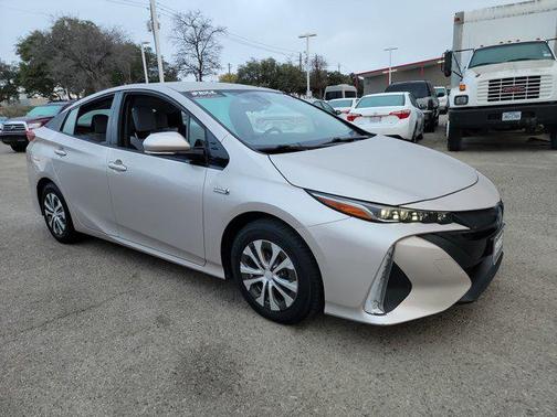 2019 Toyota Prius Prime Plus