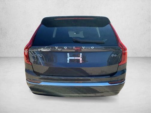 2023 Volvo XC90 B6 Ultimate 7-Seater