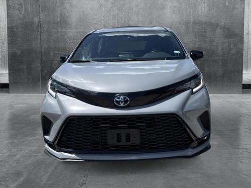 2025 Toyota Sienna XSE 7 Passenger