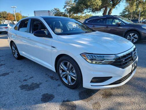 2021 Volkswagen Jetta 1.4T R-Line