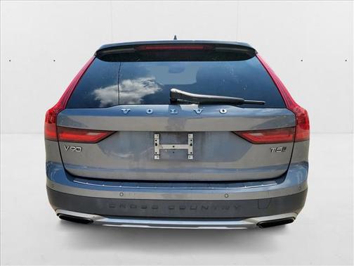 2018 Volvo V90 Cross Country T5