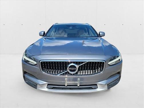 2018 Volvo V90 Cross Country T5