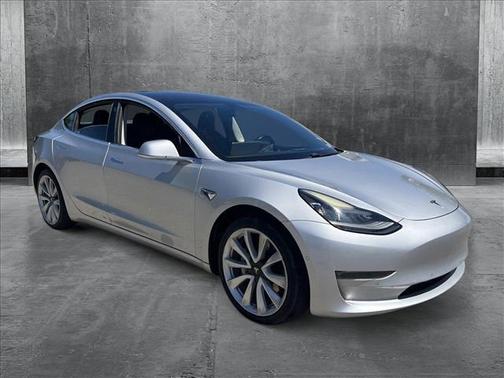 2018 Tesla Model 3 Long Range