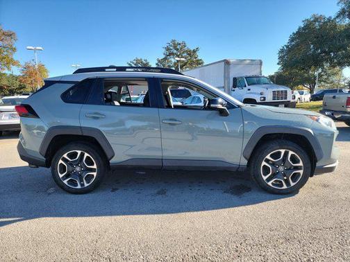 2019 Toyota RAV4 Adventure